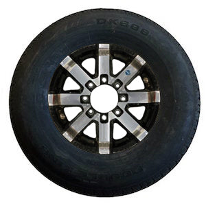 Pneu de remorque ST235/80R16 avec roue en aluminium de 16 po - 8 sur 6-1/2 po